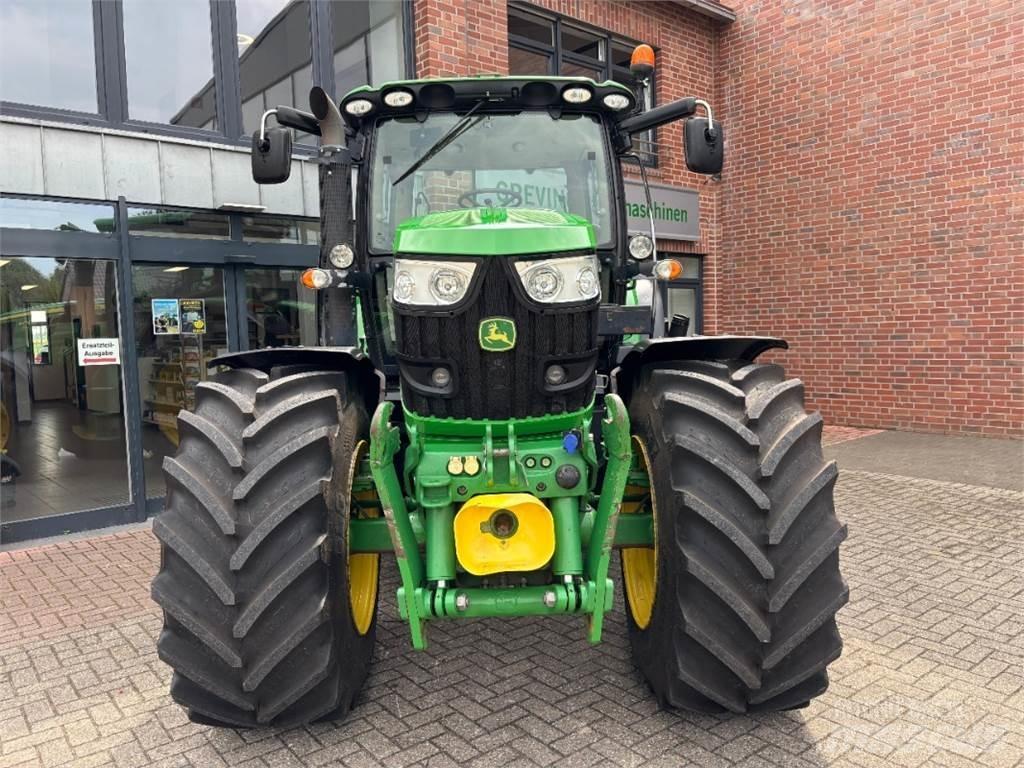 John Deere 6140R Traktory