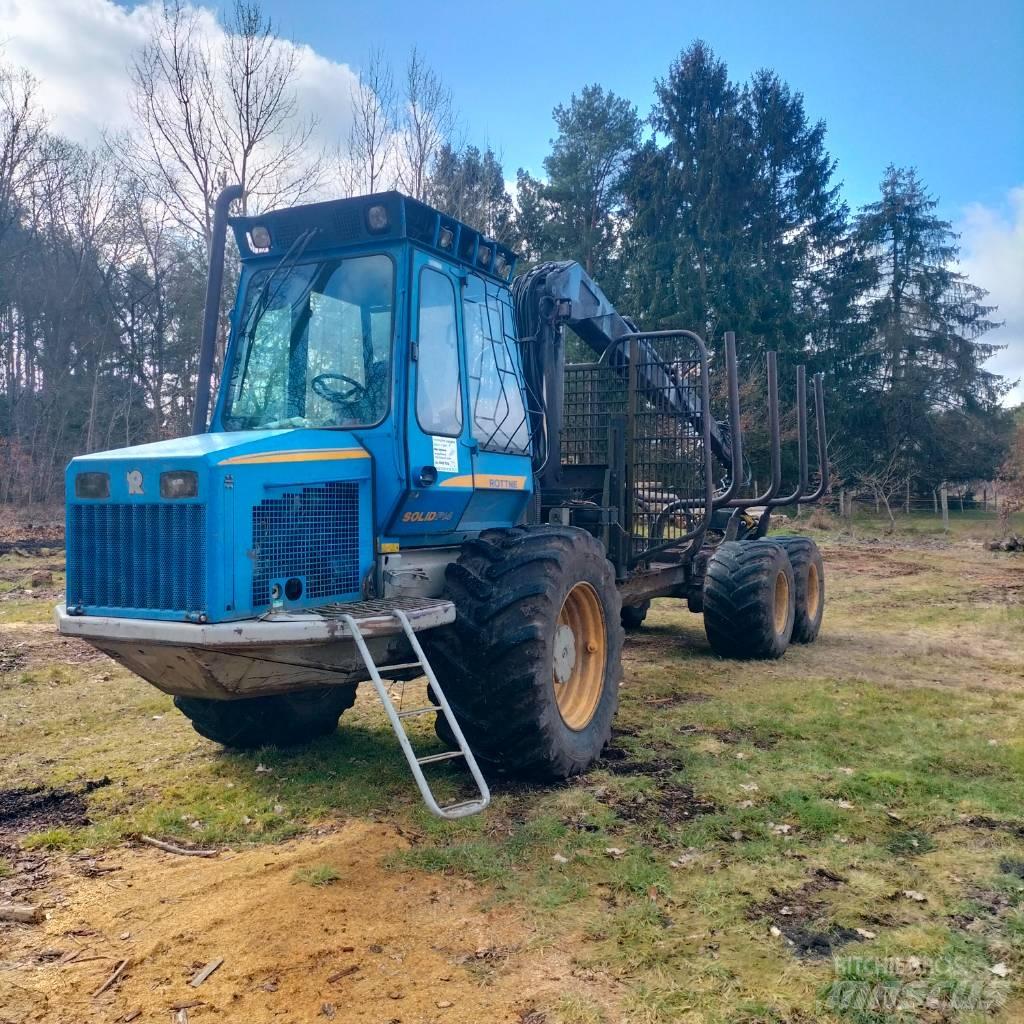 Rottne Solid F14 Lesné traktory
