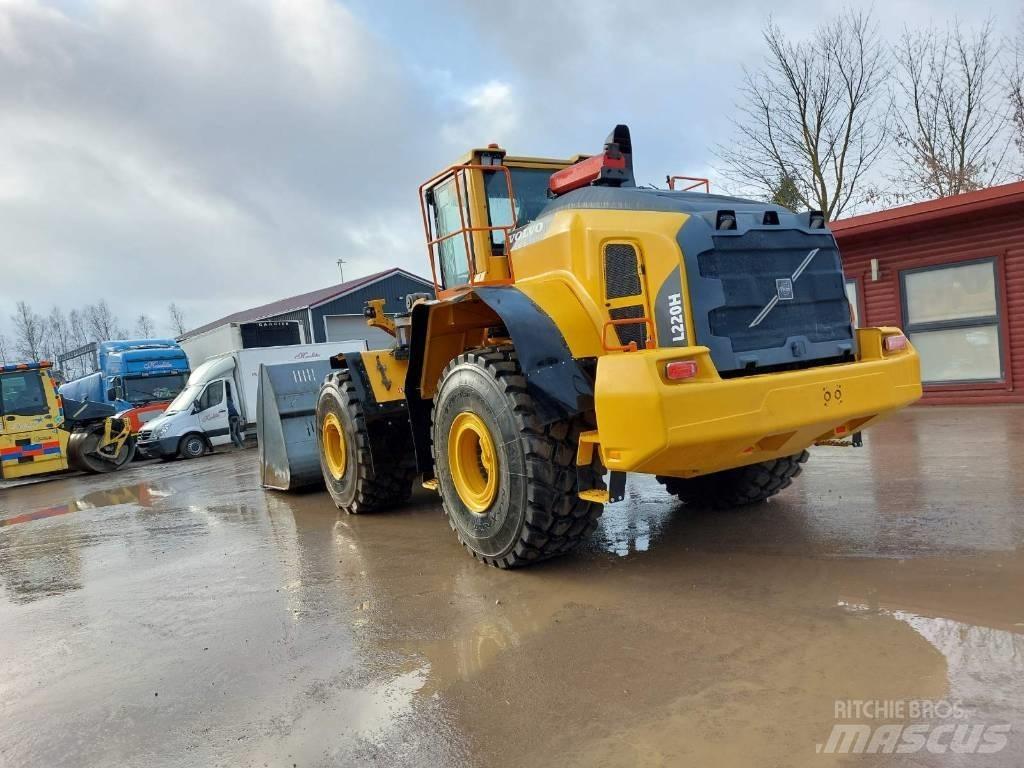 Volvo L 220 H Kolesové nakladače