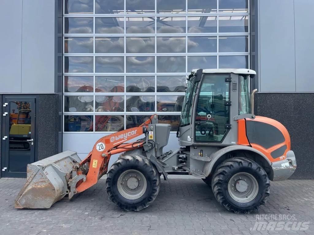 Atlas AR75e S Kolesové nakladače