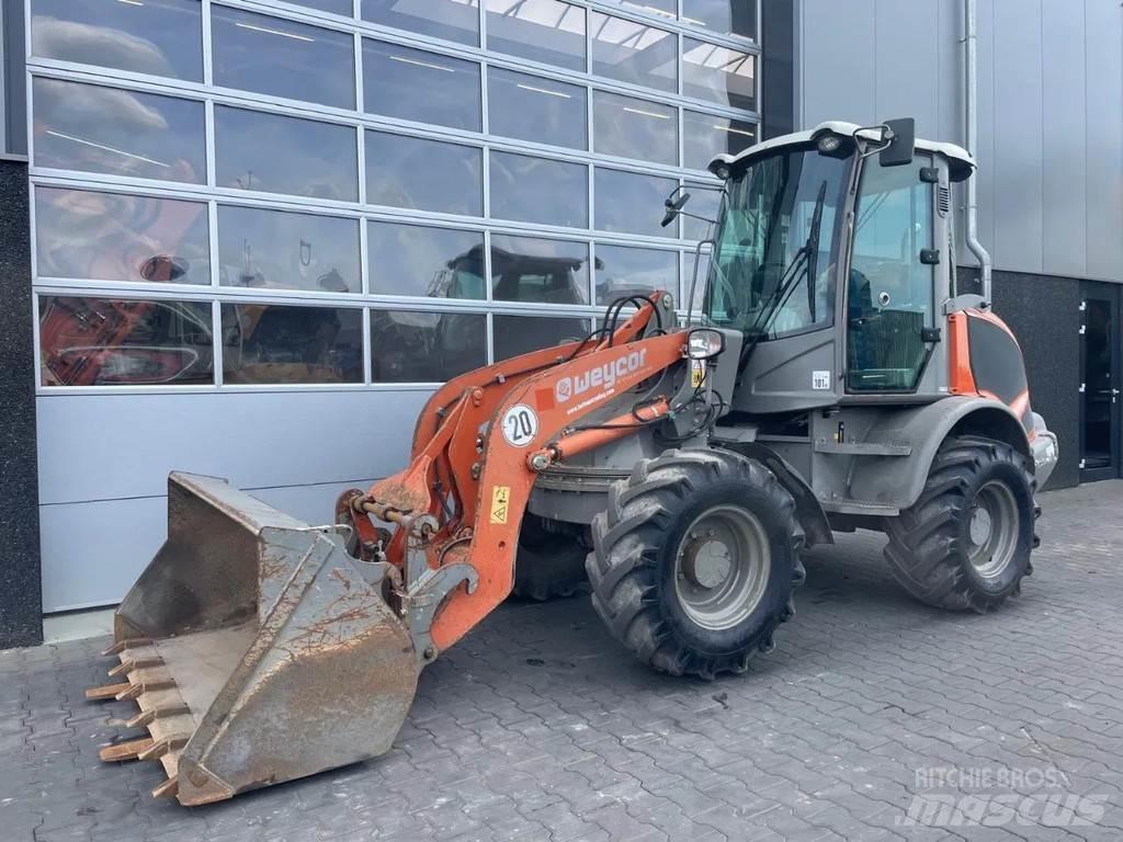 Atlas AR75e S Kolesové nakladače