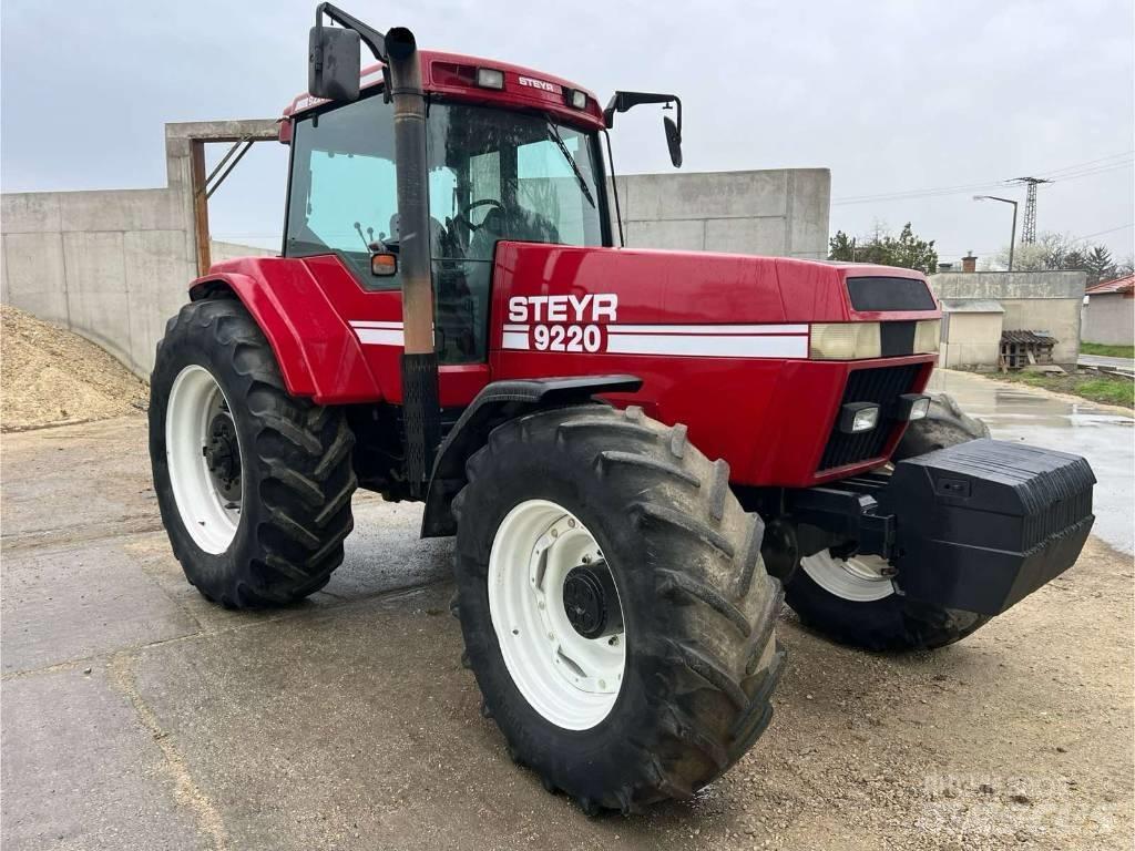 Steyr 9220 Traktory
