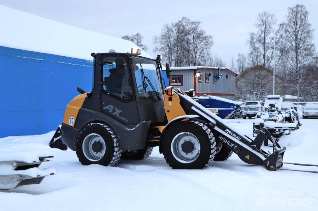 Mecalac AX850-HL Kolesové nakladače