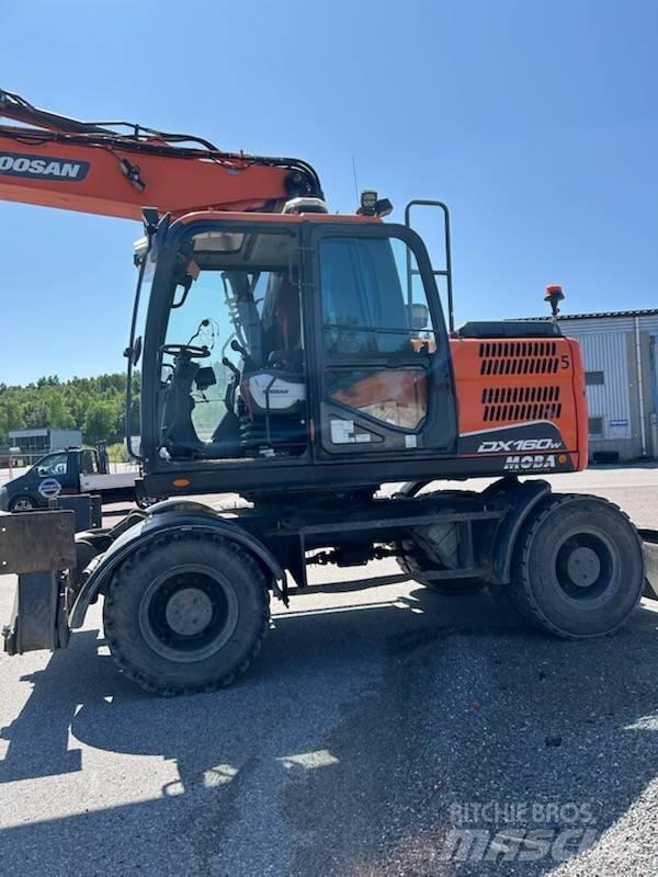 Doosan DX 160 w-5 Kolesové rýpadlá