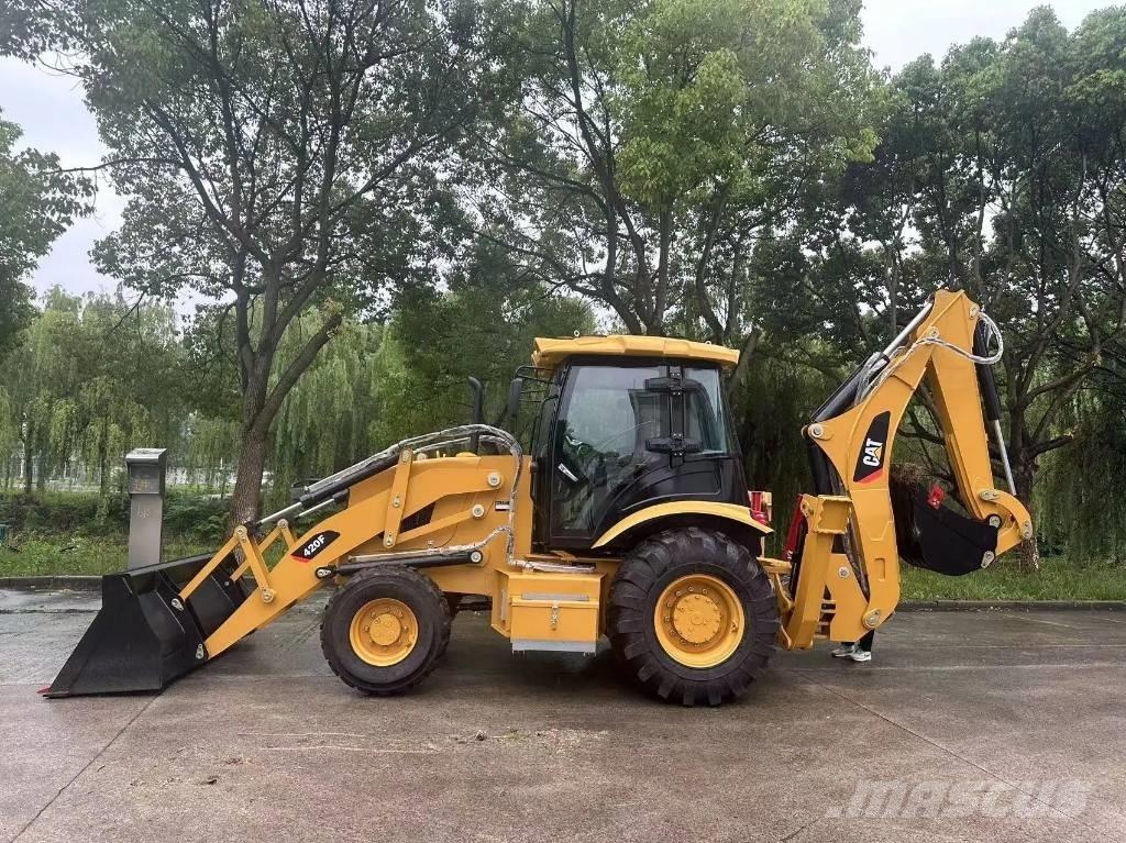 CAT 420F Rýpadlo-nakladače