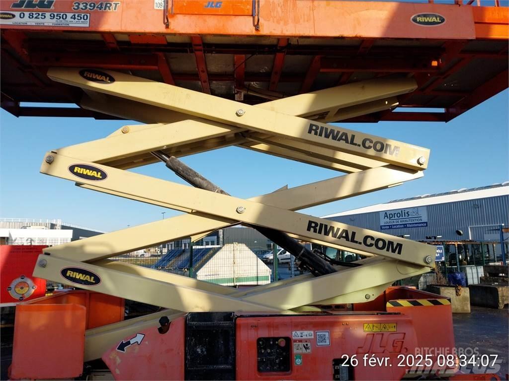 JLG 3394RT Nožnicové zdvíhacie plošiny