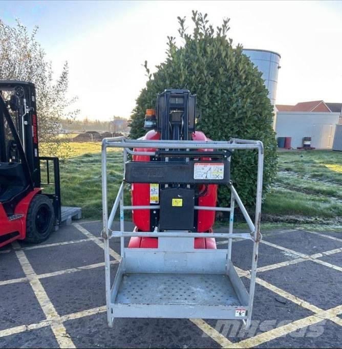 Manitou 100 VJR Vertikálne stĺpové výťahy