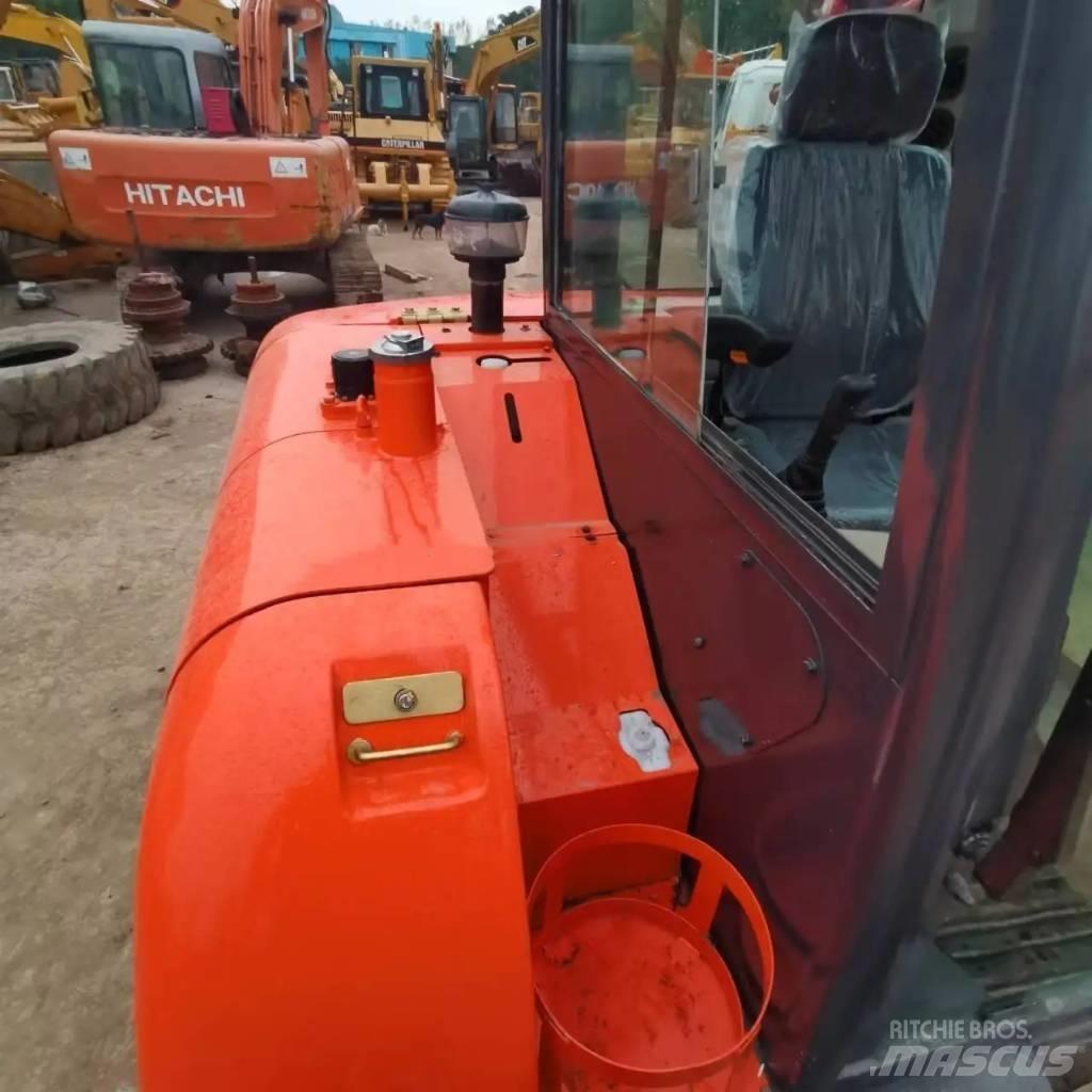 Doosan DH60-7 Pásové rýpadlá