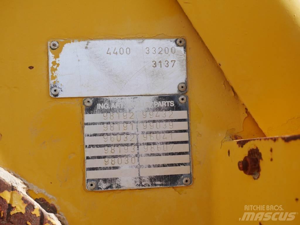 Volvo BM 4400 Kolesové nakladače