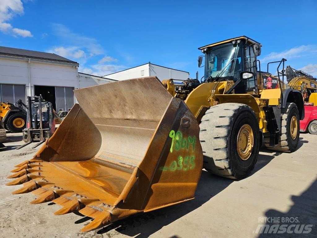 CAT 980M Kolesové nakladače