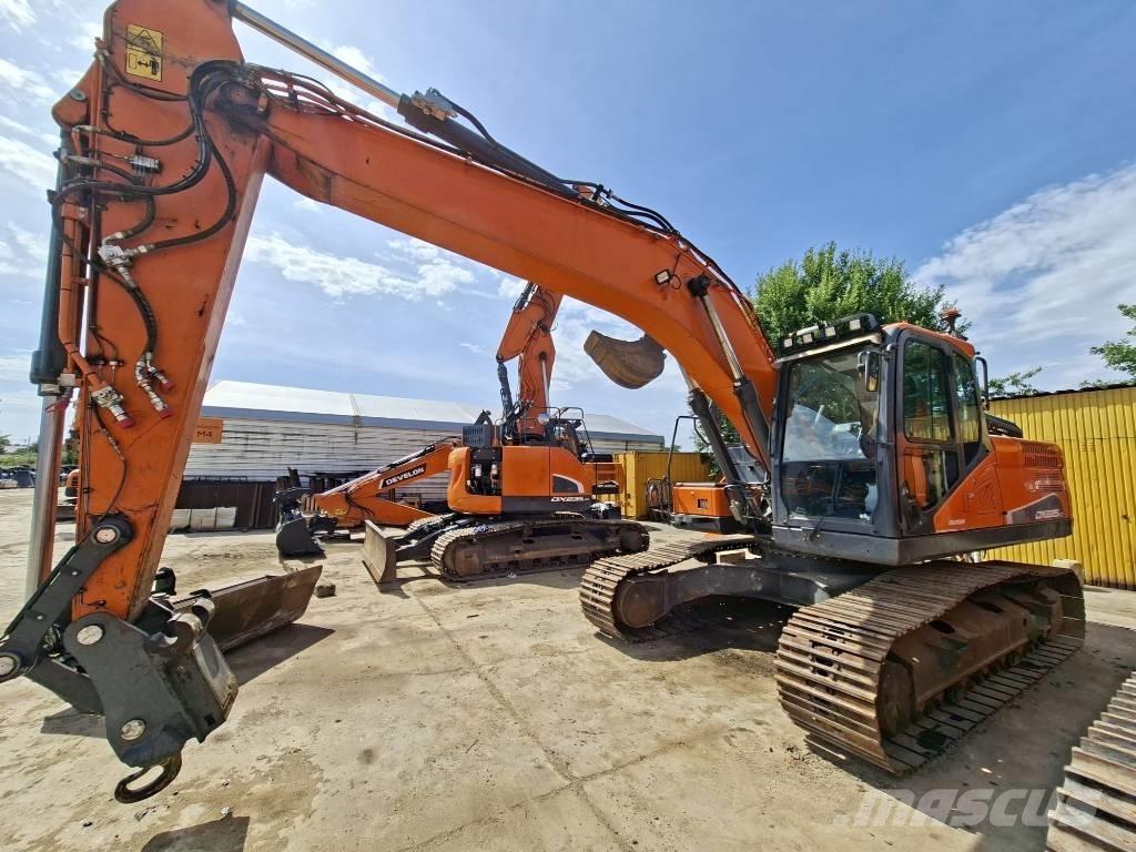 Doosan DX 225 LC-5 Pásové rýpadlá