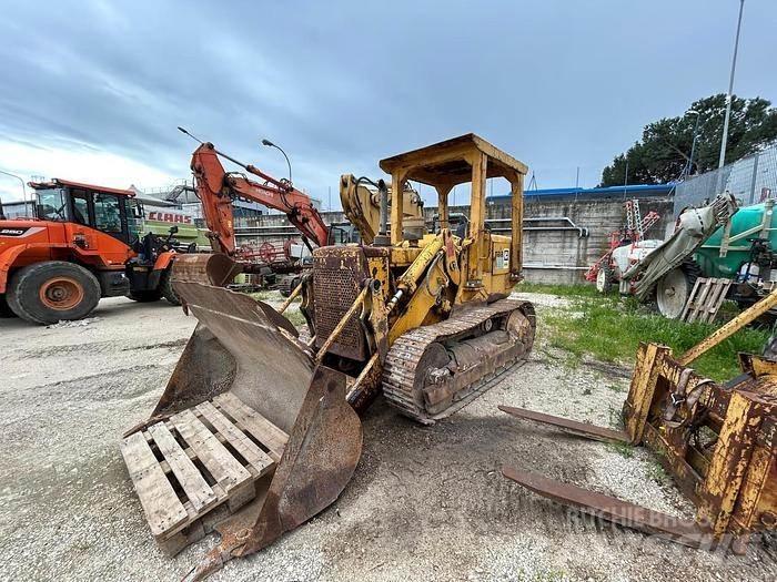 CAT 941B Kolesové nakladače