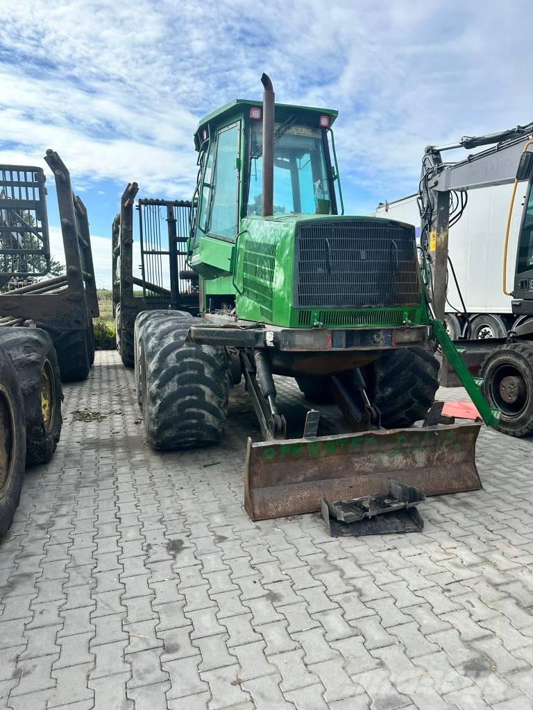 John Deere 1410D Lesné traktory