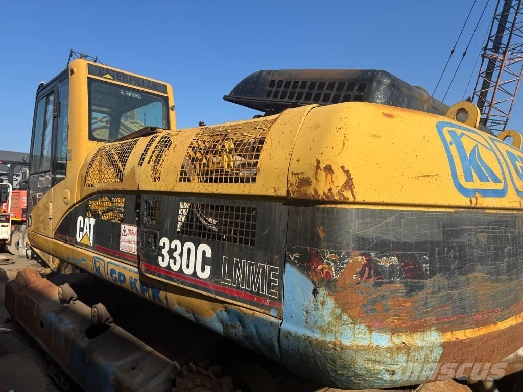CAT 330 CL FOR PARTS Pásové rýpadlá