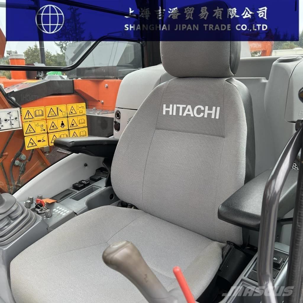 Hitachi ZX 135 Pásové rýpadlá