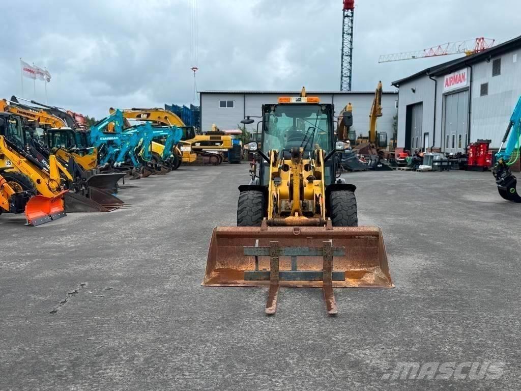 CAT 906 H Kolesové nakladače