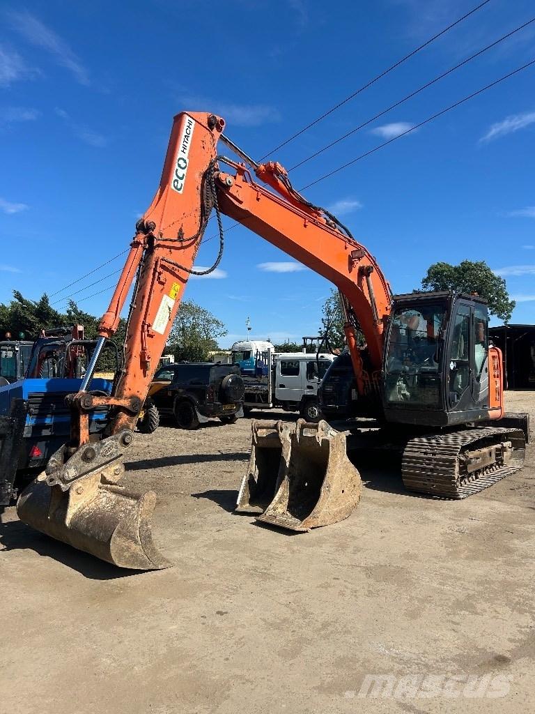 Hitachi ZX 135 US-6 Pásové rýpadlá