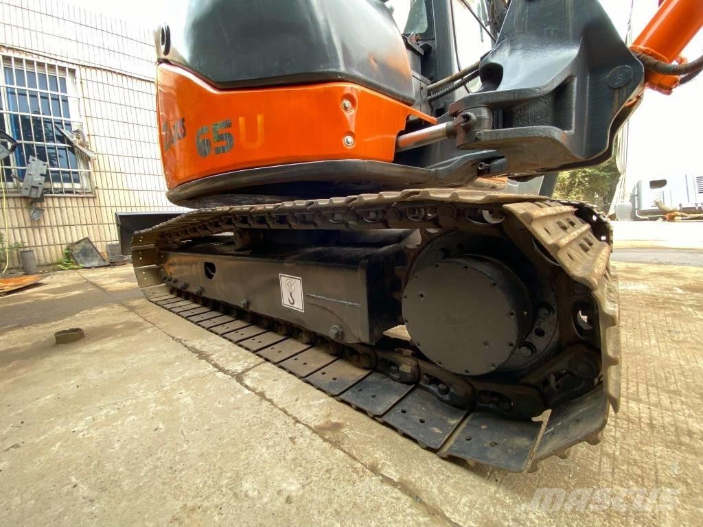 Hitachi ZX65 Mini rýpadlá < 7t