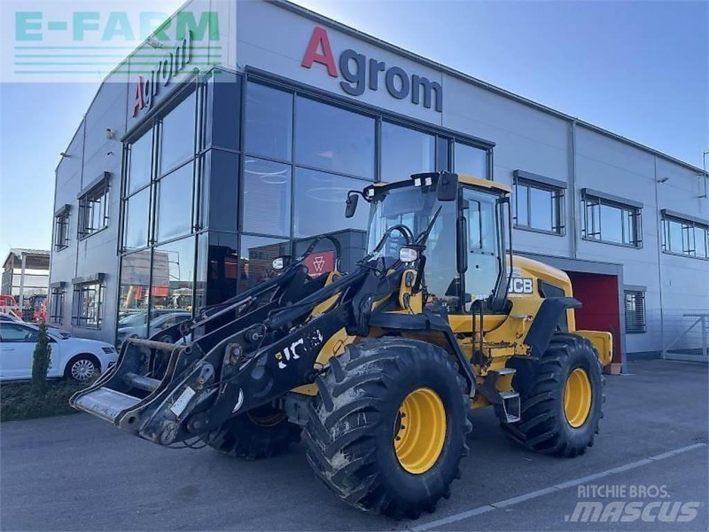 JCB 427 ht agri Mini rýpadlá < 7t