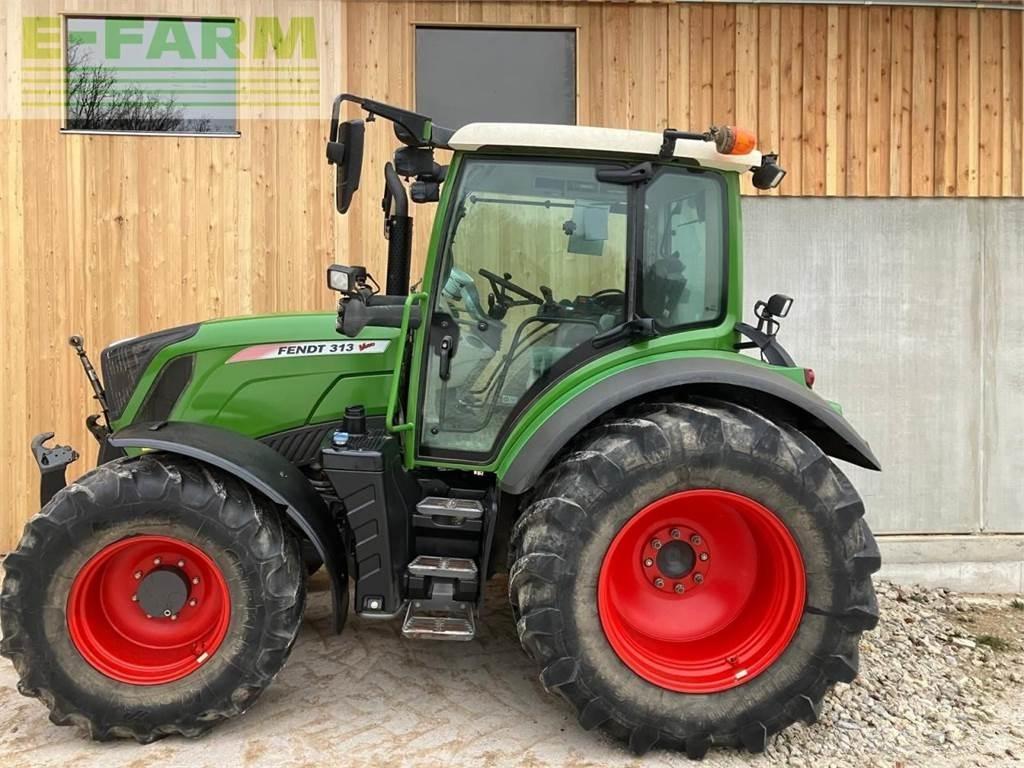 Fendt 313 Vario Traktory