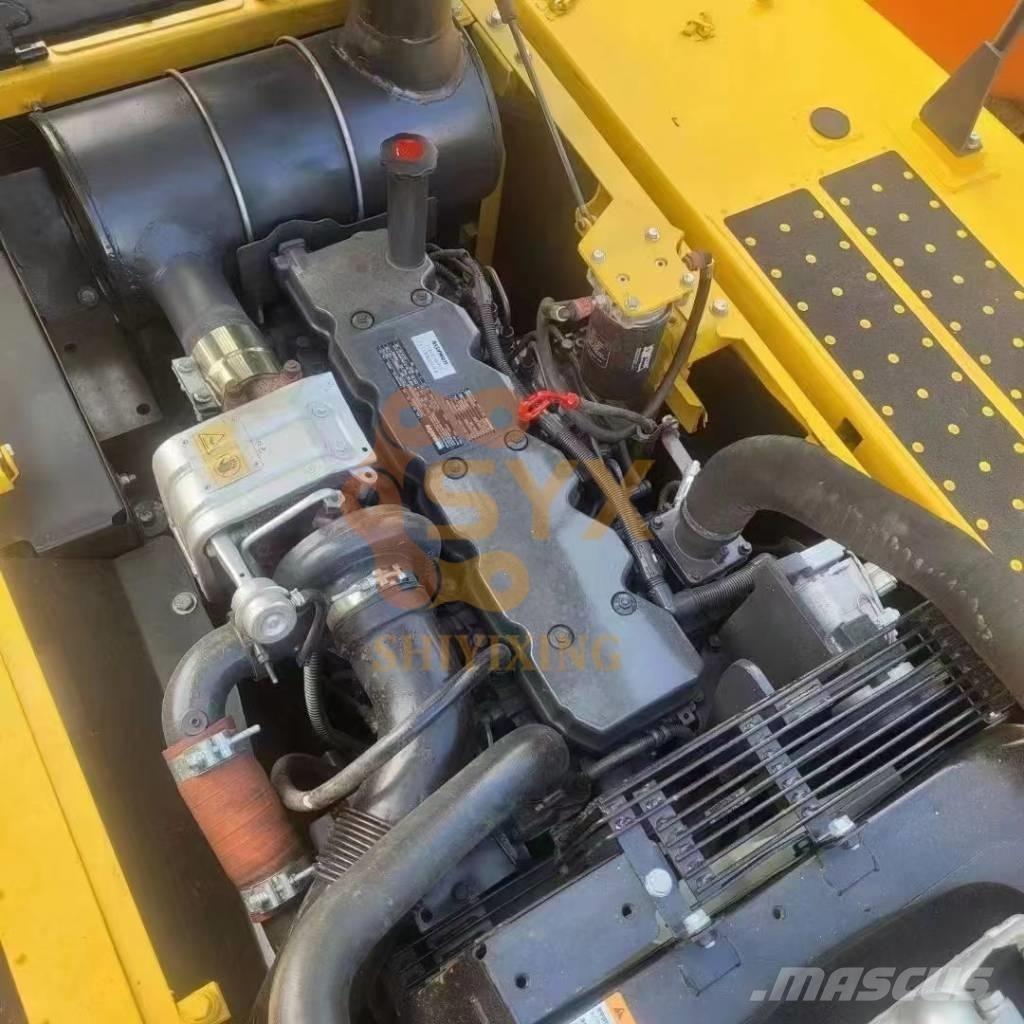 Komatsu PC 240 LC-8 Pásové rýpadlá