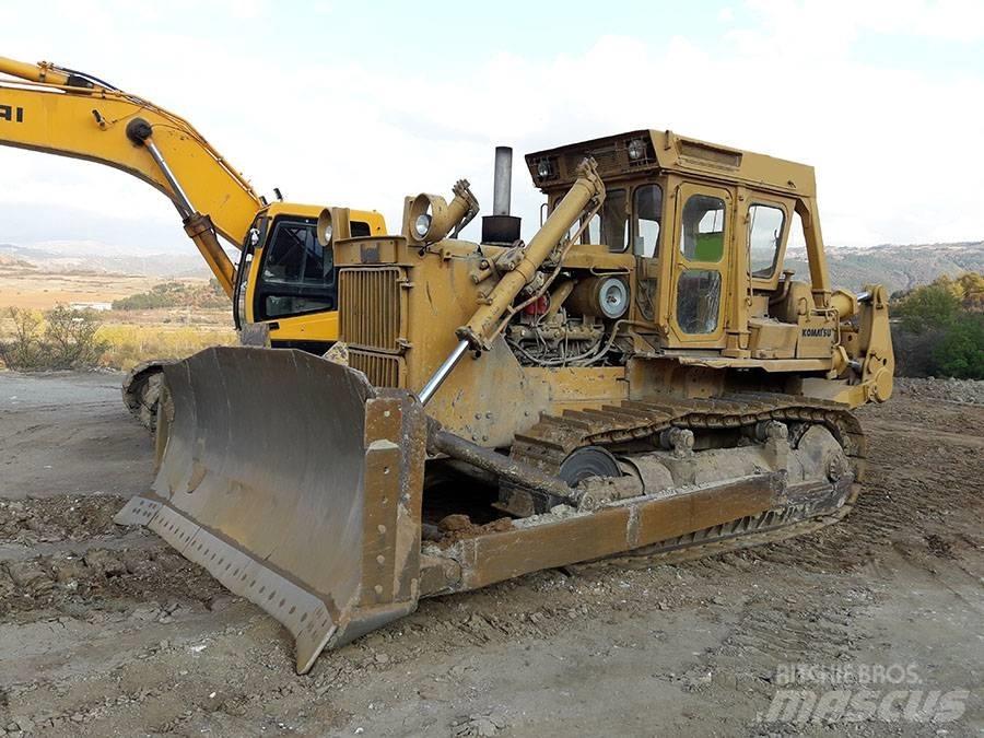 Komatsu D 155 A-1 Pásové dozéry