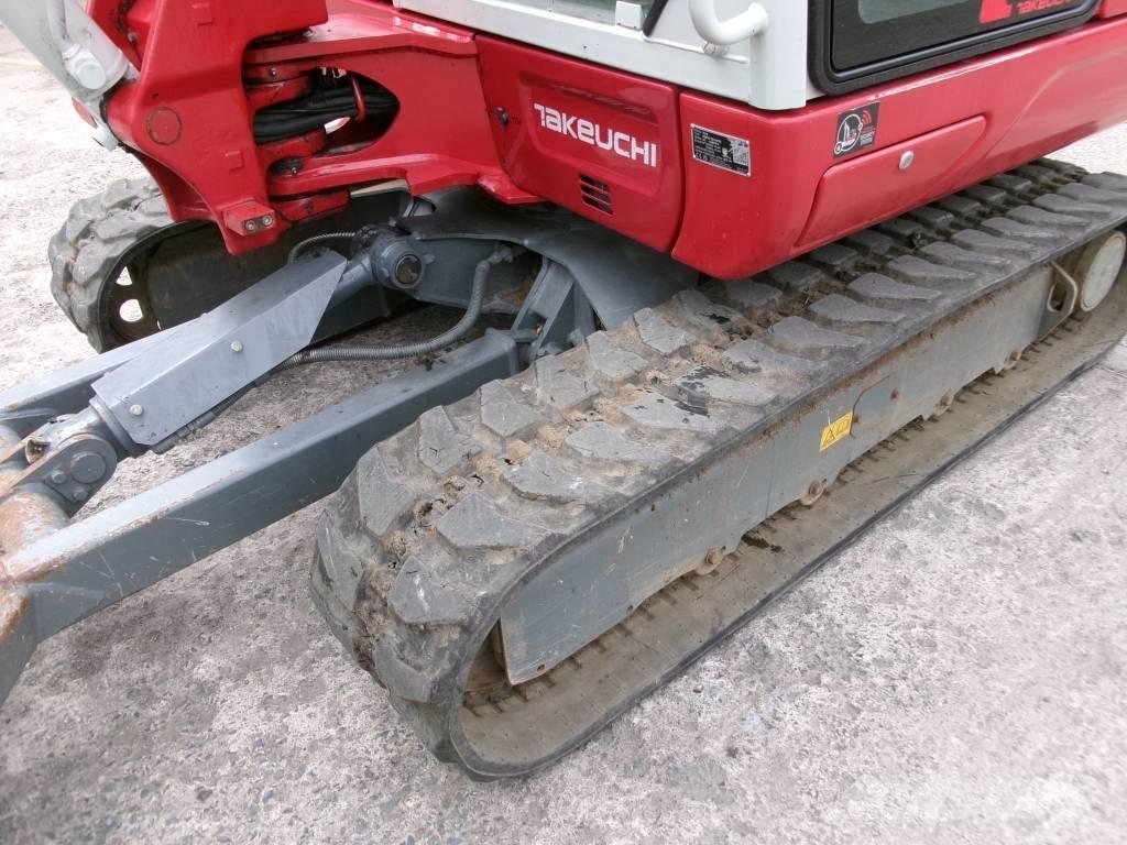 Takeuchi TB 240 Mini rýpadlá < 7t