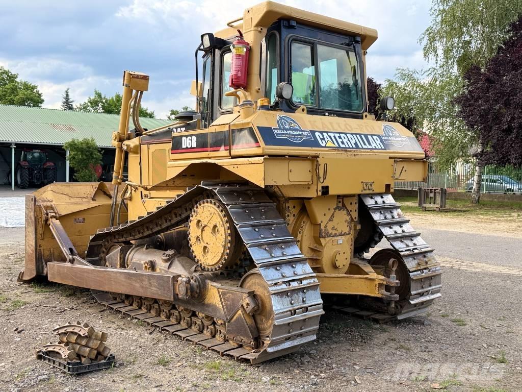 CAT D 6 R Pásové dozéry