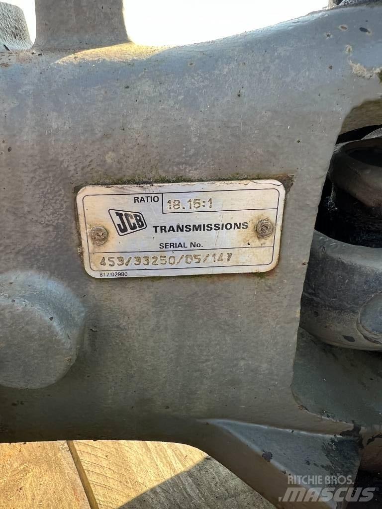 JCB 535-140 Nápravy