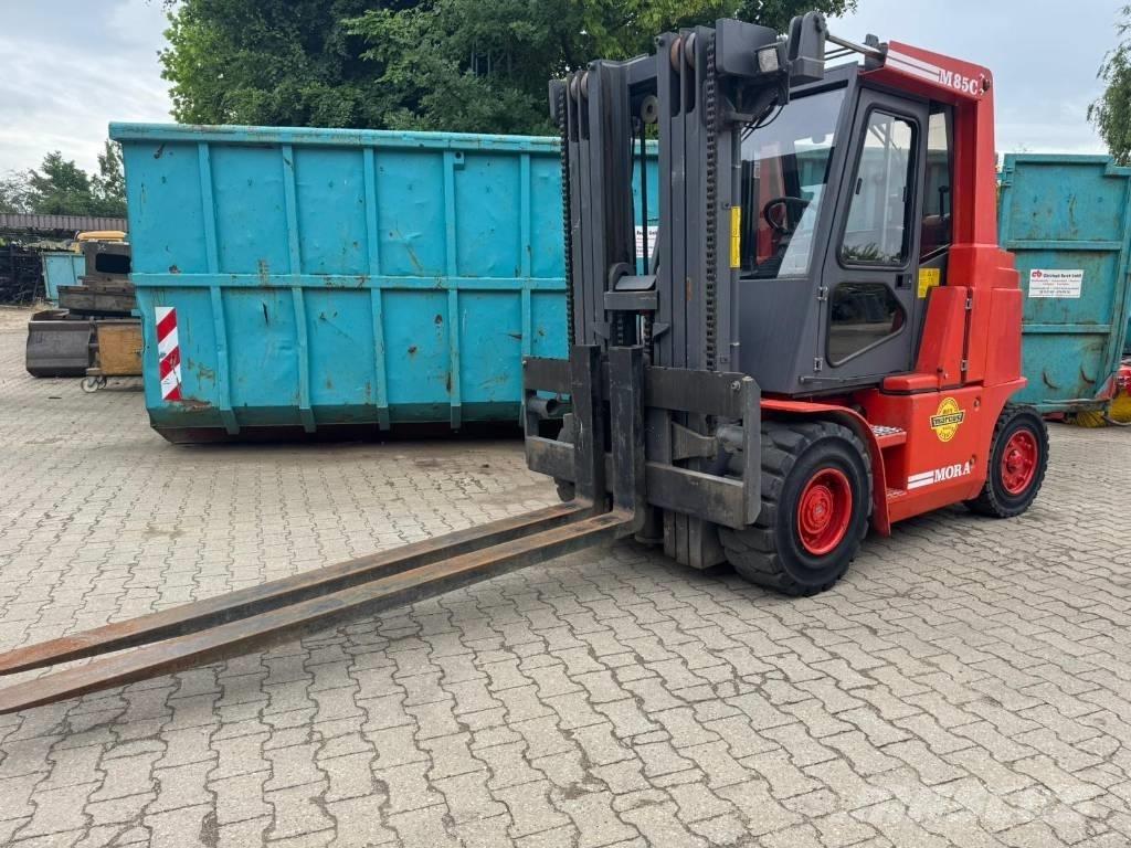 Mora M 85 C Dieselové vozíky