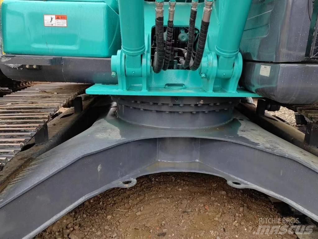 Kobelco SK200超8 Pásové rýpadlá