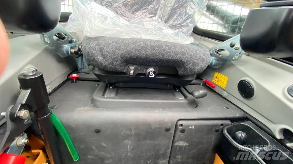 CASE SV 250B (5 units) Šmykom riadené nakladače