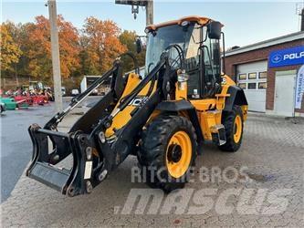 JCB 411 HT Kolesové nakladače
