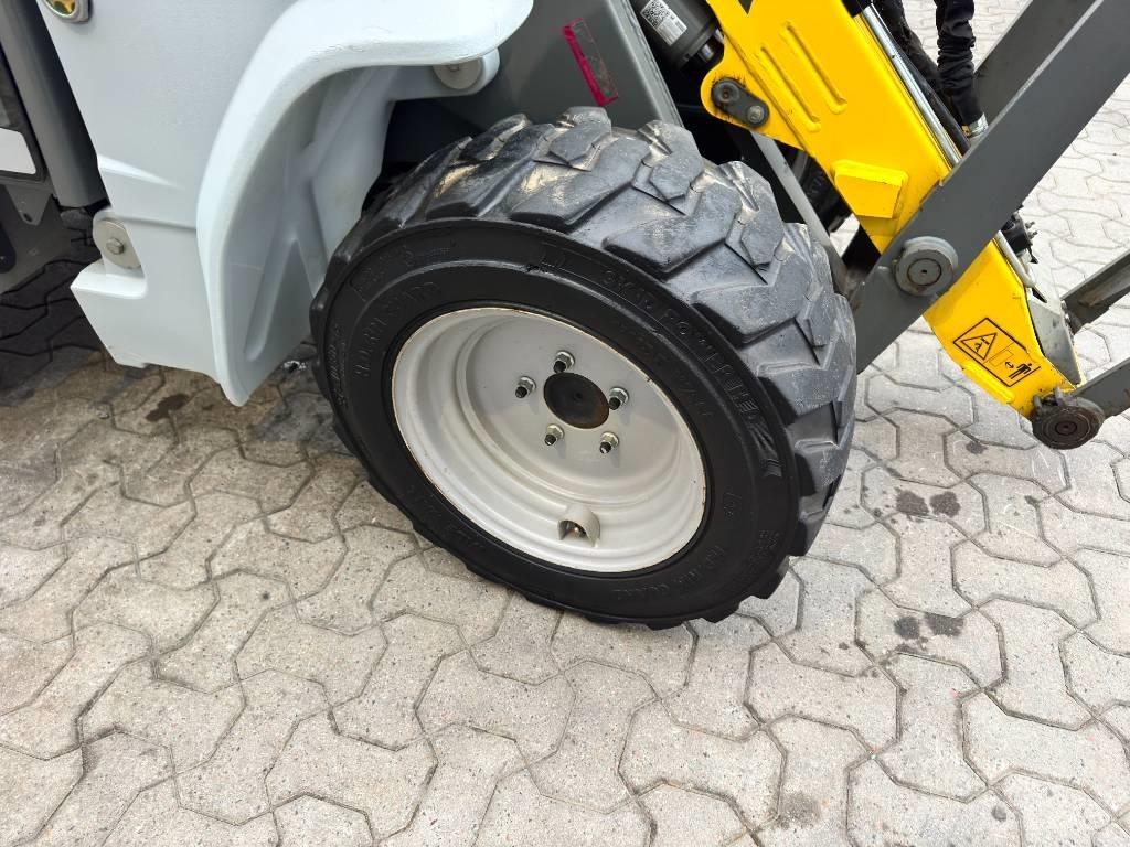 Kramer 5040 Šmykom riadené nakladače