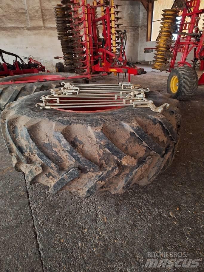 Fendt Vario 828 Traktory