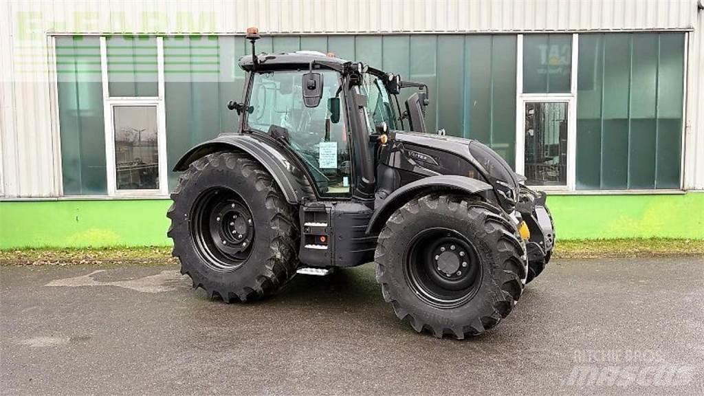 Valtra n 175 d Traktory