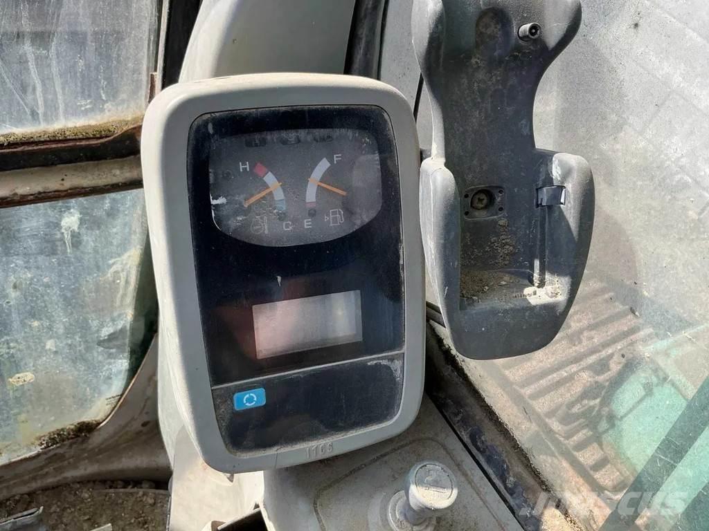 Kobelco SK235SR Pásové rýpadlá