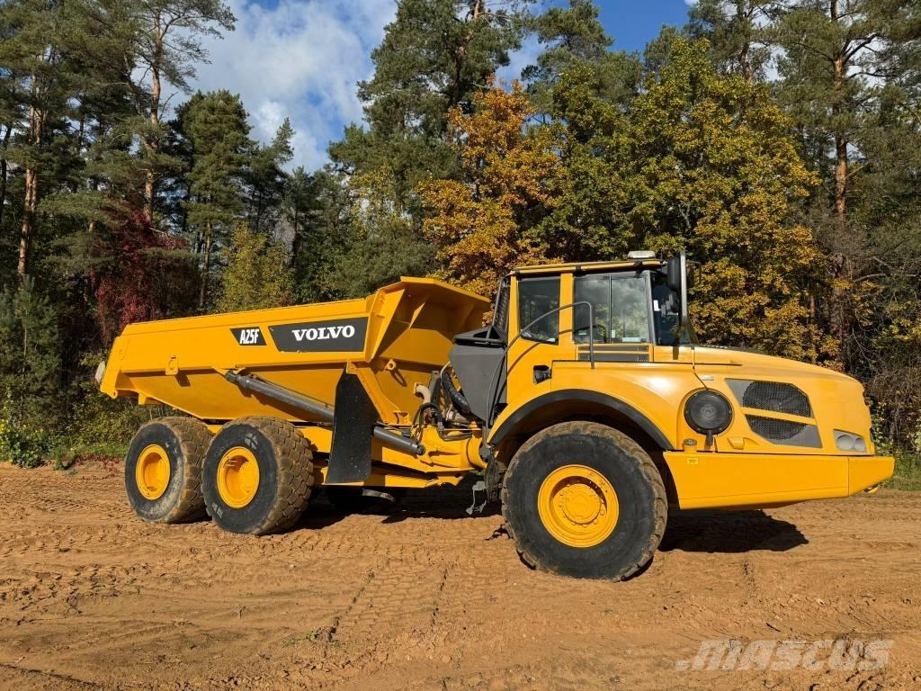 Volvo A 25 F Kĺbové nákladné autá