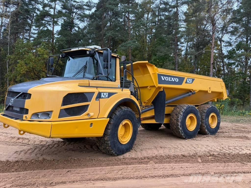 Volvo A 25 F Kĺbové nákladné autá