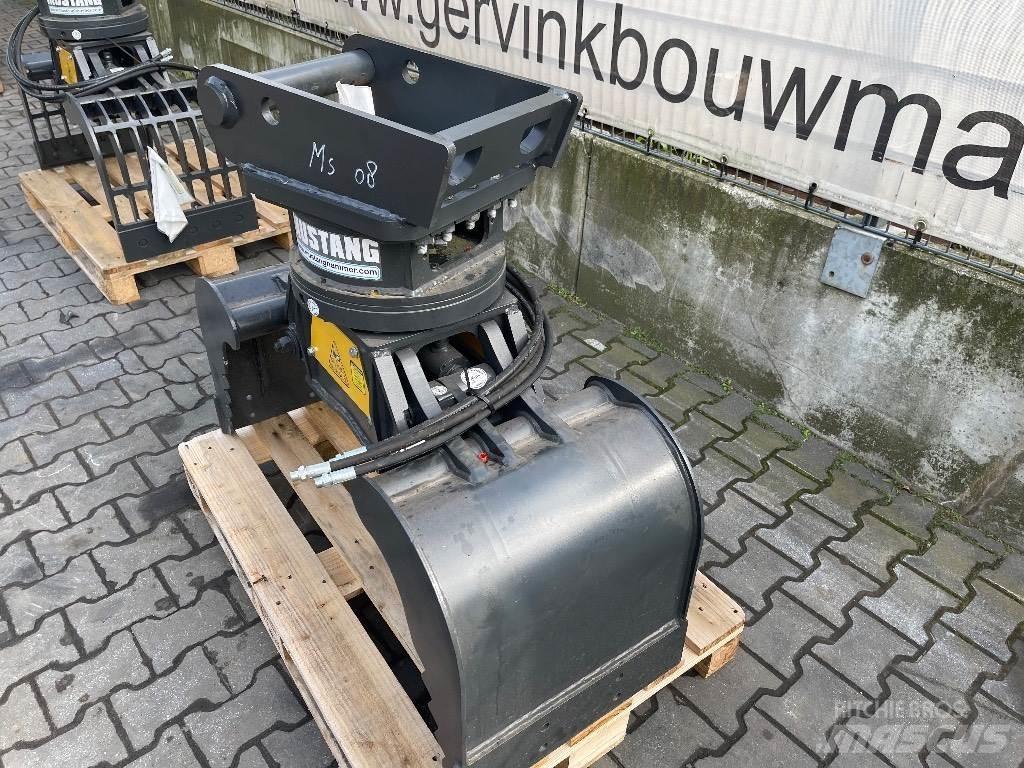 Mustang GRP 250 Drapáky