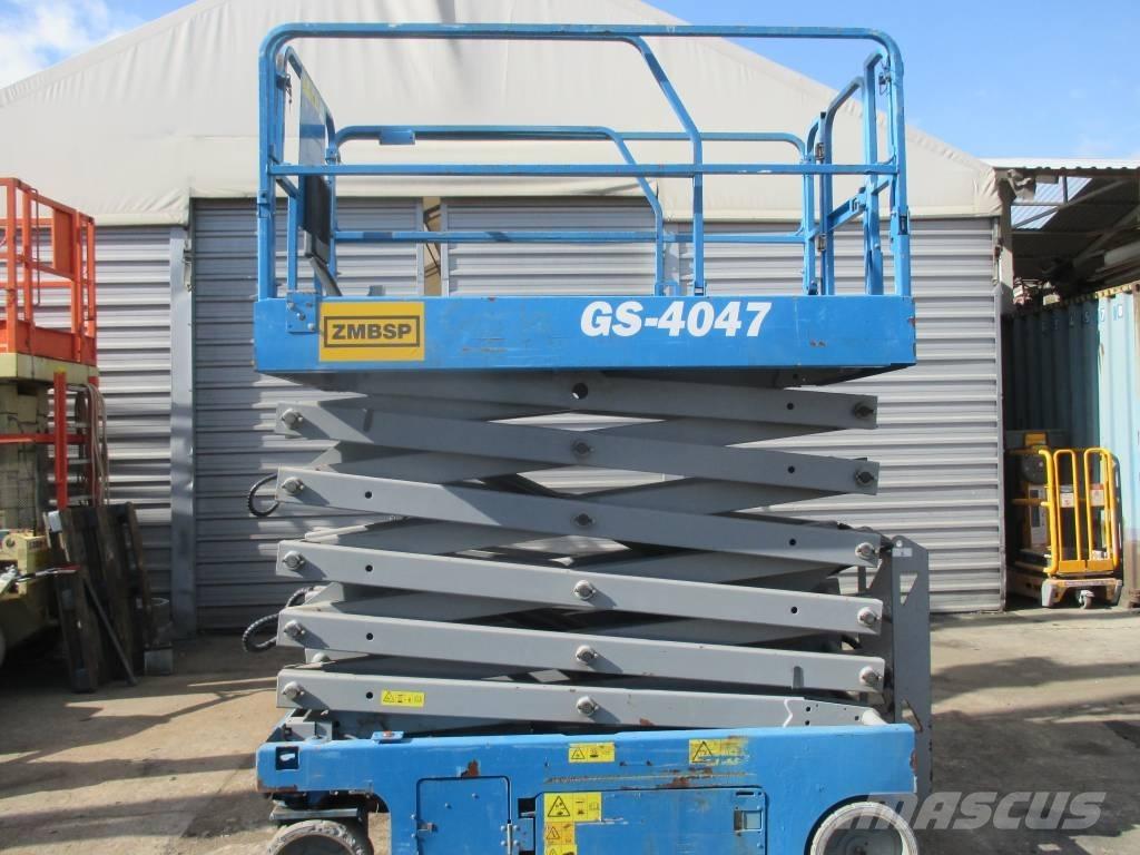 Genie GS 4047 Nožnicové zdvíhacie plošiny