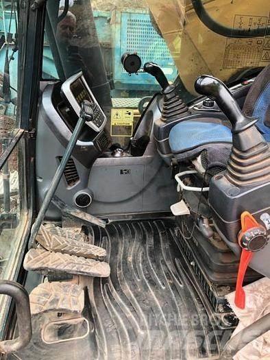 Hyundai HX520L Špeciálne bagre