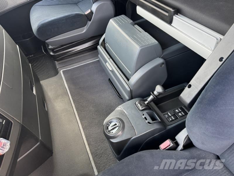 MAN TGX 18.360 ADR Nákladné vozidlá s bočnou zhrnovacou plachtou