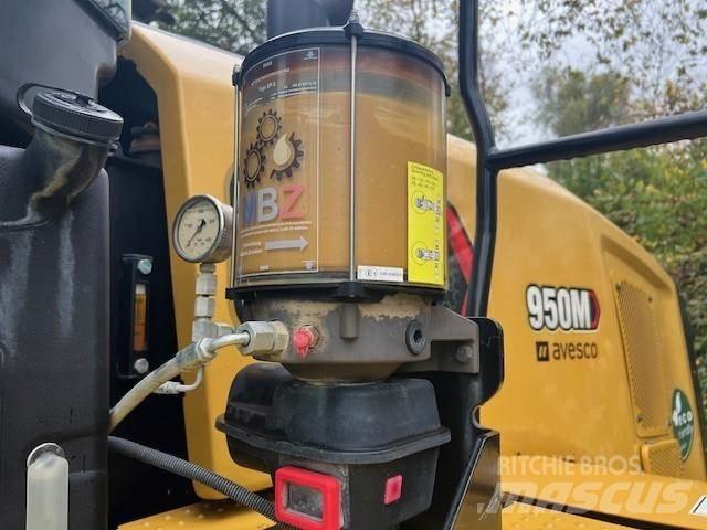 CAT 950M Kolesové nakladače
