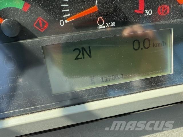 CAT 950M Kolesové nakladače