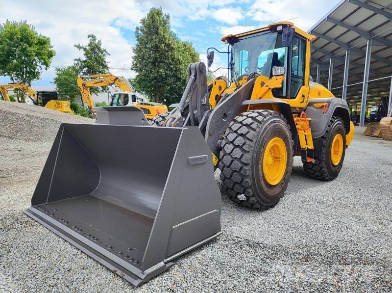 Volvo L110H Kolesové nakladače