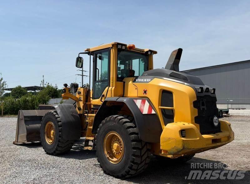Volvo L90H Kolesové nakladače