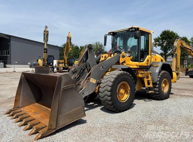 Volvo L90H Kolesové nakladače