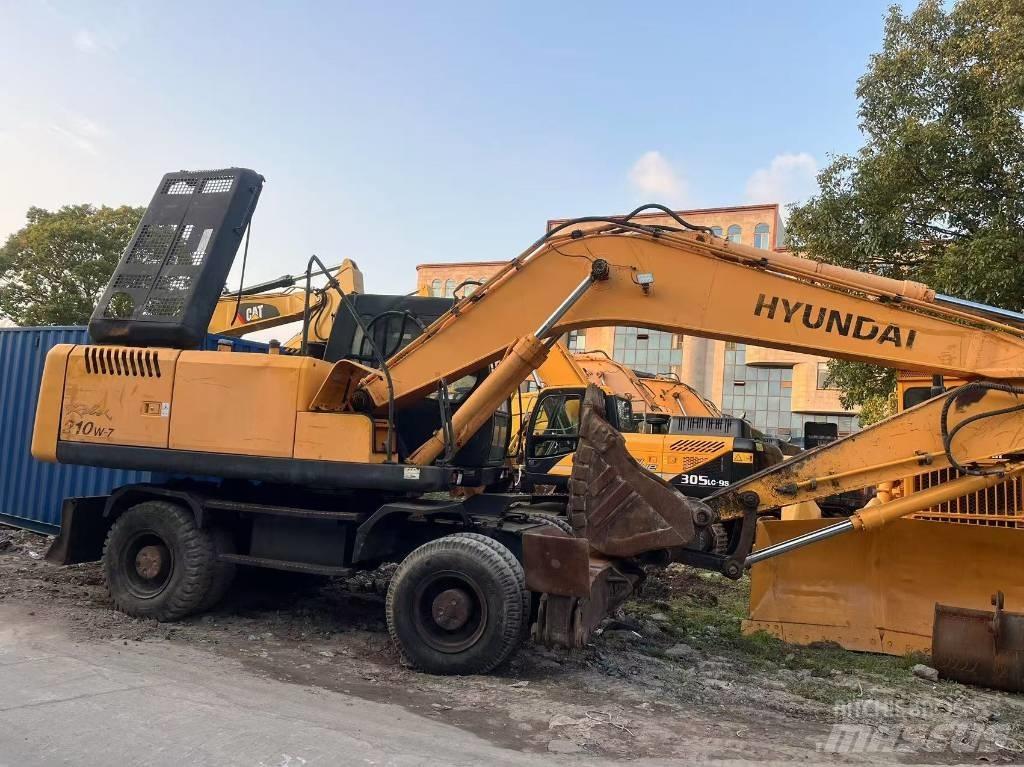 Hyundai R210W-7 Kolesové rýpadlá