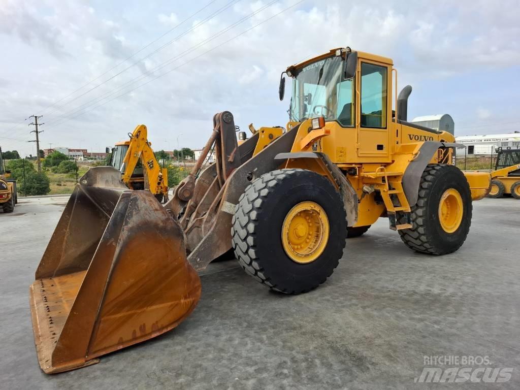 Volvo L 120 E Kolesové nakladače